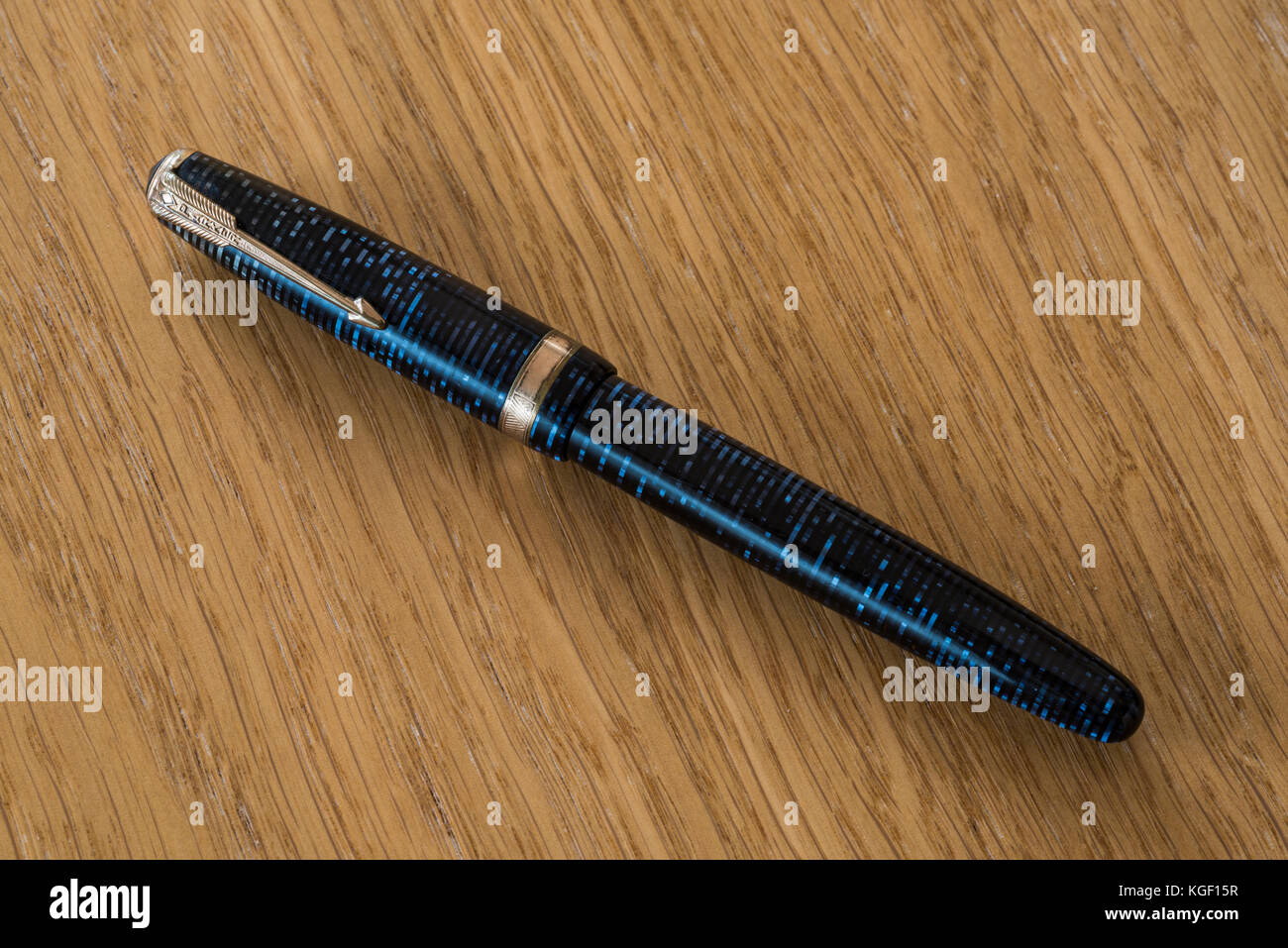 parker fountain pen, vintage retro writing equipment Stock Photo - Alamy