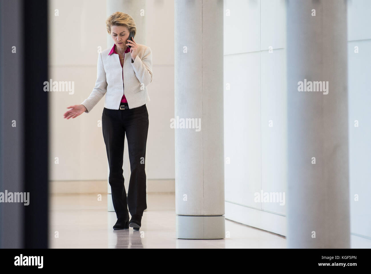 Berlin, Germany. 07th Nov, 2017. Defence Minister Ursula von der Leyen on the phone during ongoing exploratory talks by the CDU, CSU, FDP and Alliance 90/The Greens at the Bundestag (Federal Legislature) in Berlin, Germany, 07 November 2017. Credit: Silas Stein/dpa/Alamy Live News Stock Photo