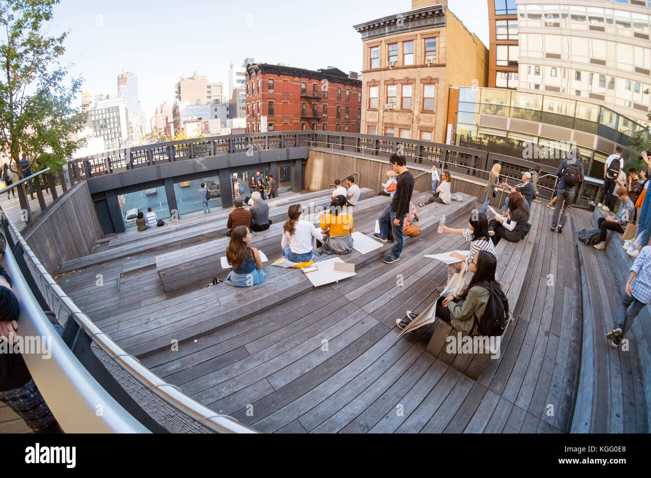 10th Avenue Square seated viewing area, High Line Elevated Park ...