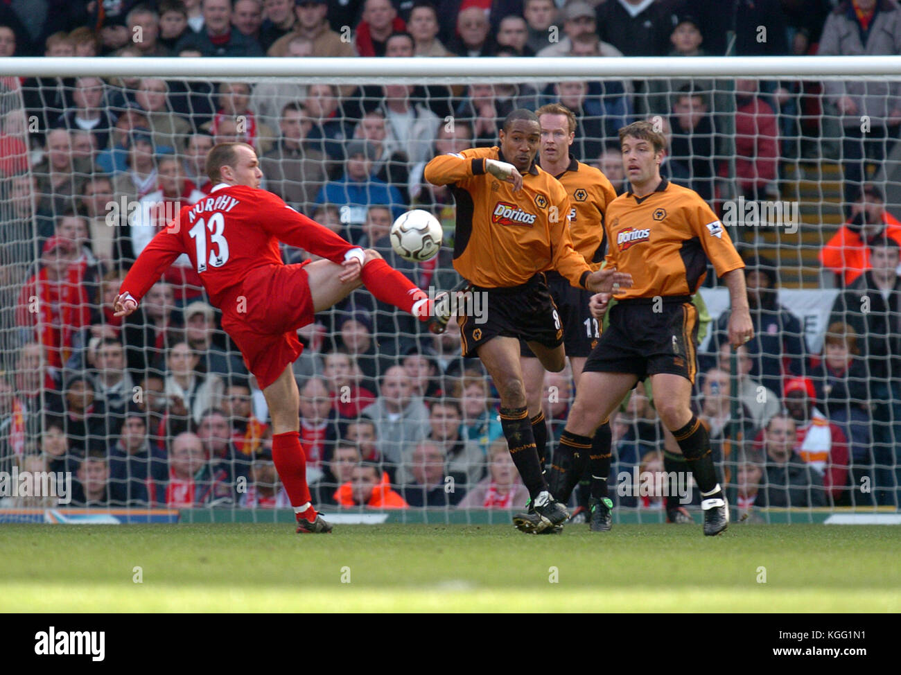 Footballer Paul Ince and Danny Murphy Liverpool v Wolverhampton Wanderers 20 March 2004 Stock Photo