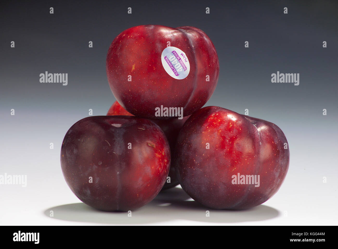 Plum fruit food close up hi-res stock photography and images - Alamy