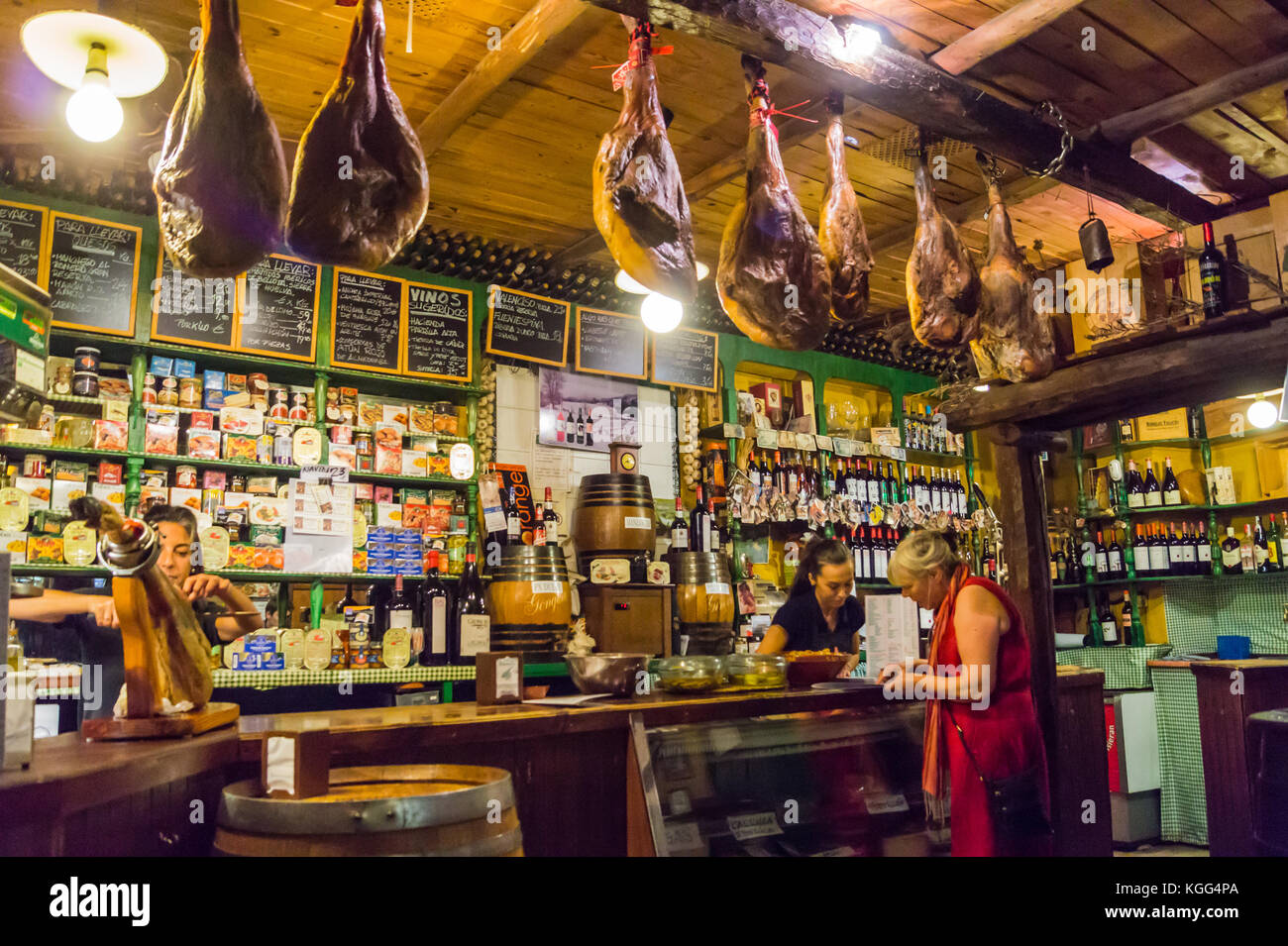 Interior of La Antigua Abaceria tapas bar, Calle Pureza, Triana, Seville, Andalucia, Spain Stock Photo