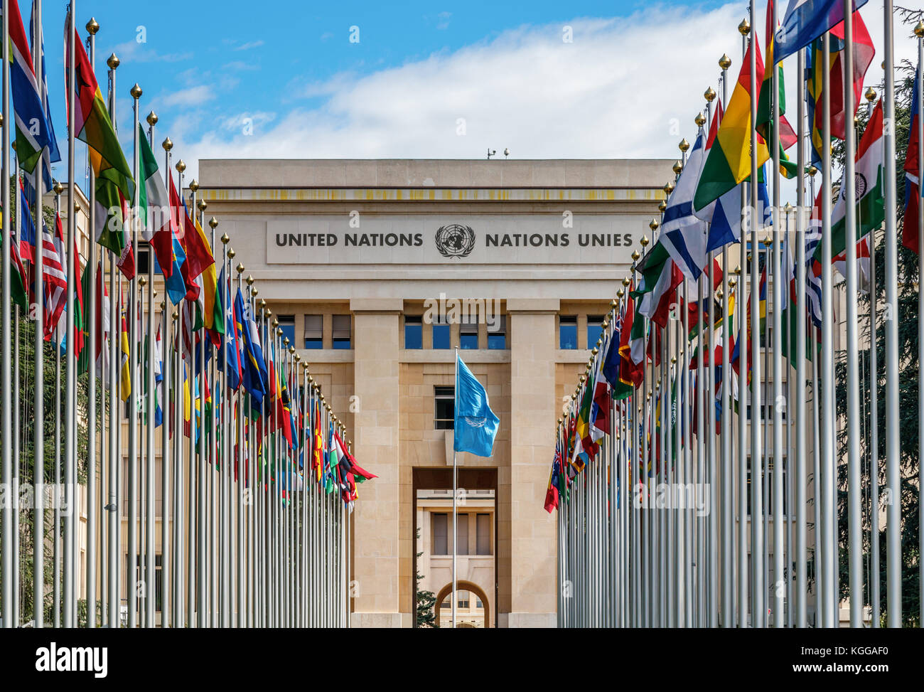The 'Allee des Nations' (Avenue of Nations) of the Geneva United Nations Palace, with the waving flags of the member states.  Geneva,  Switzerland. Stock Photo