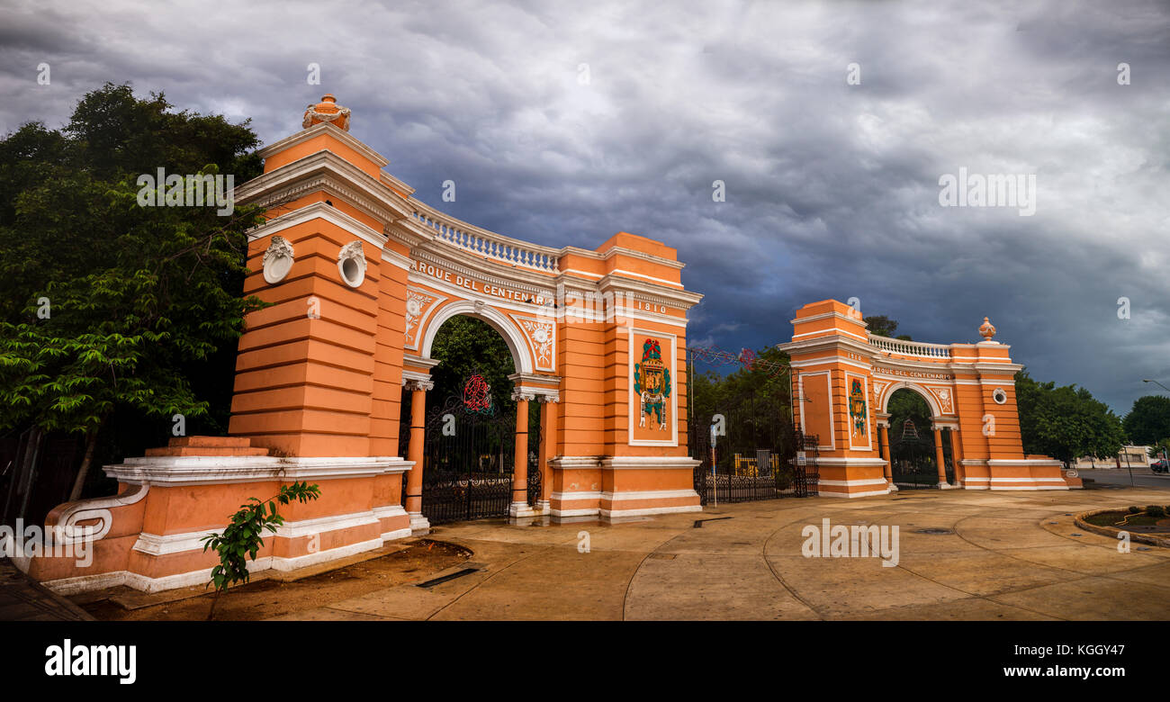 Portales del Centenario, Mérida, Yucatán, México Stock Photo