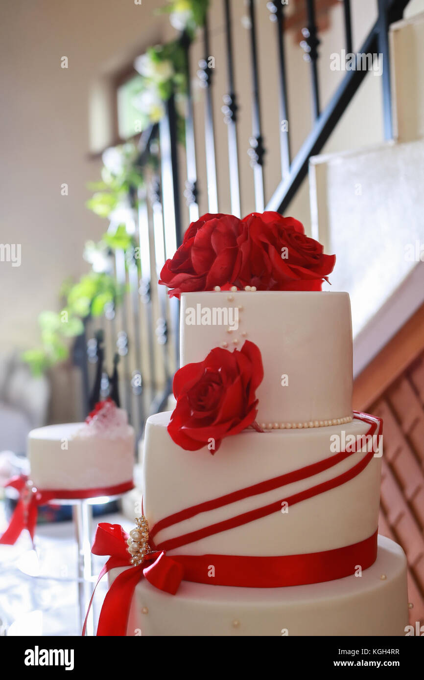 Butterfly Wedding Cake Sept 2014 - Decorated Cake by - CakesDecor