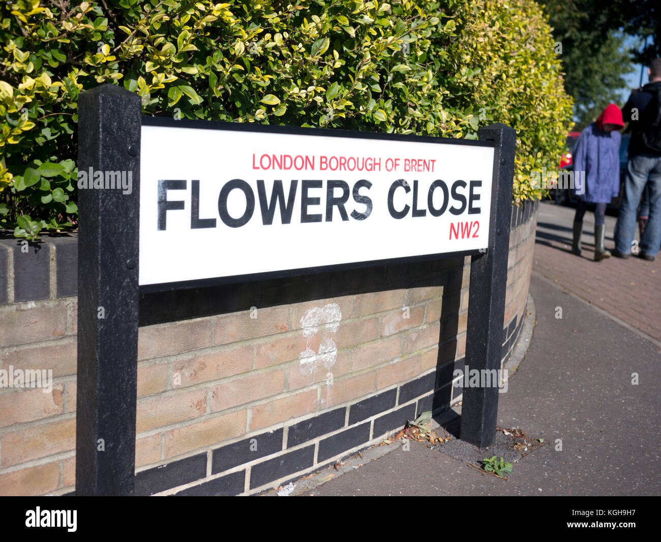 Street named after Tommy Flowers who built the first digital computer in the world at the GPO Research Centre in Dollis Hill for Bletchley Park coders Stock Photo