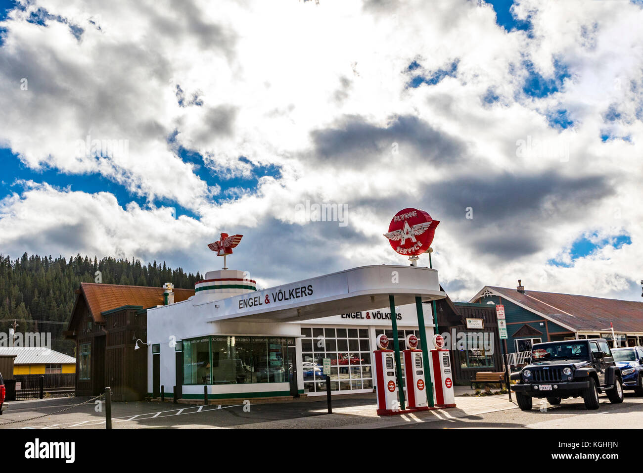 Downtown Truckee California in November 2017 Stock Photo - Alamy