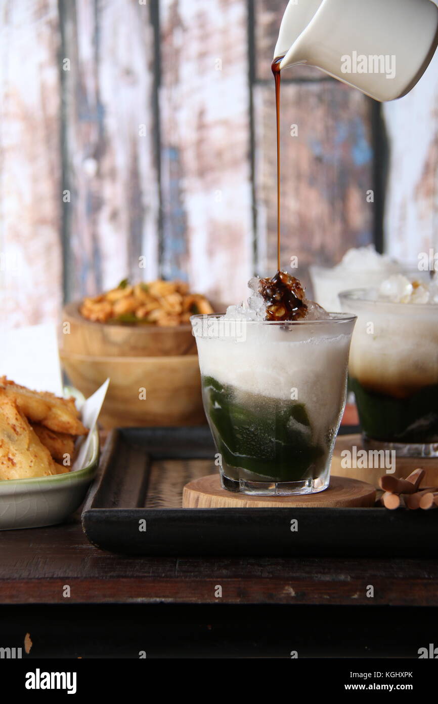 Grass jelly tea hires stock photography and images Alamy