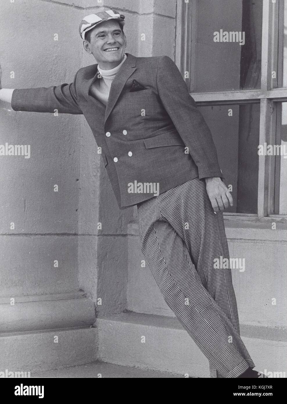 1964 DICK YORK In Bewitched Credit Screen Gems Entertainment 