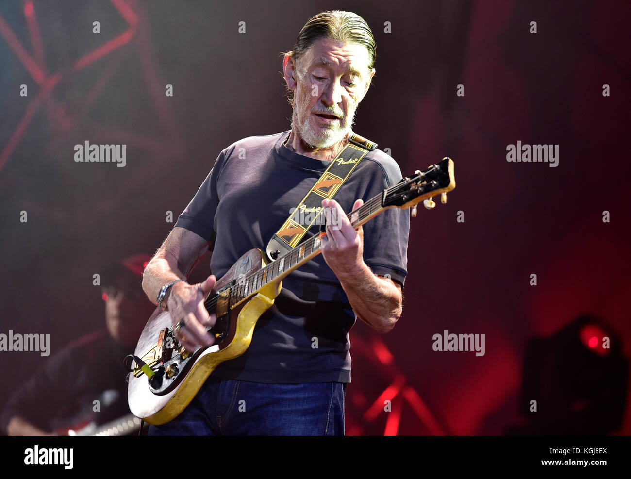 Chris rea hi-res stock photography and images - Alamy