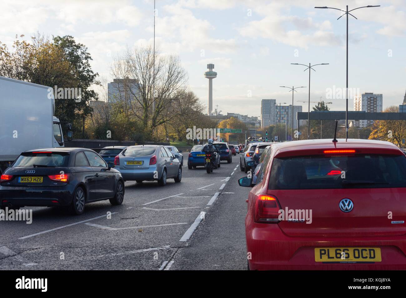 Liverpool, UK. 8th Nov, 2017. RMT Union Strike action causes travel ...