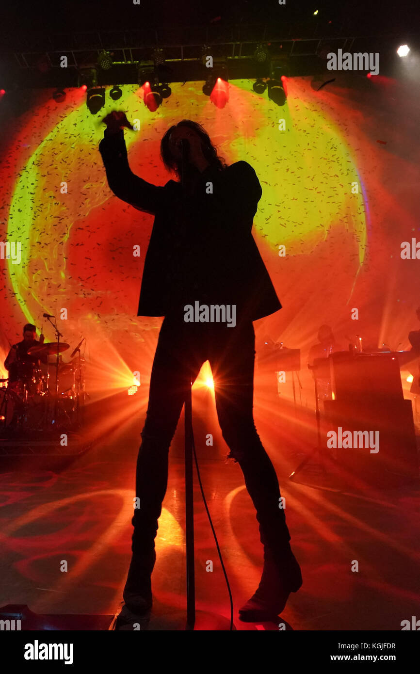 Father john misty live photo hires stock photography and images Alamy