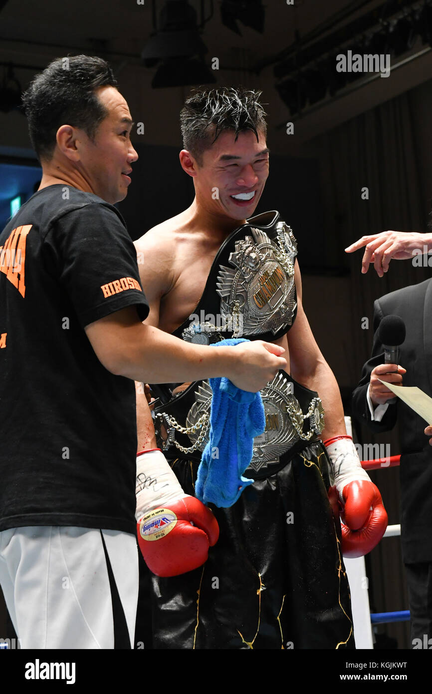 Tokyo, Japan. 7th Nov, 2017. (L-R) Hiroshi Kawashima, Toshio Arikawa (JPN)  Boxing : Toshio Arikawa of Japan celebrates with Kawashima boxing gym  chairman Hiroshi Kawashima after winning the Japanese welterweight title  bout