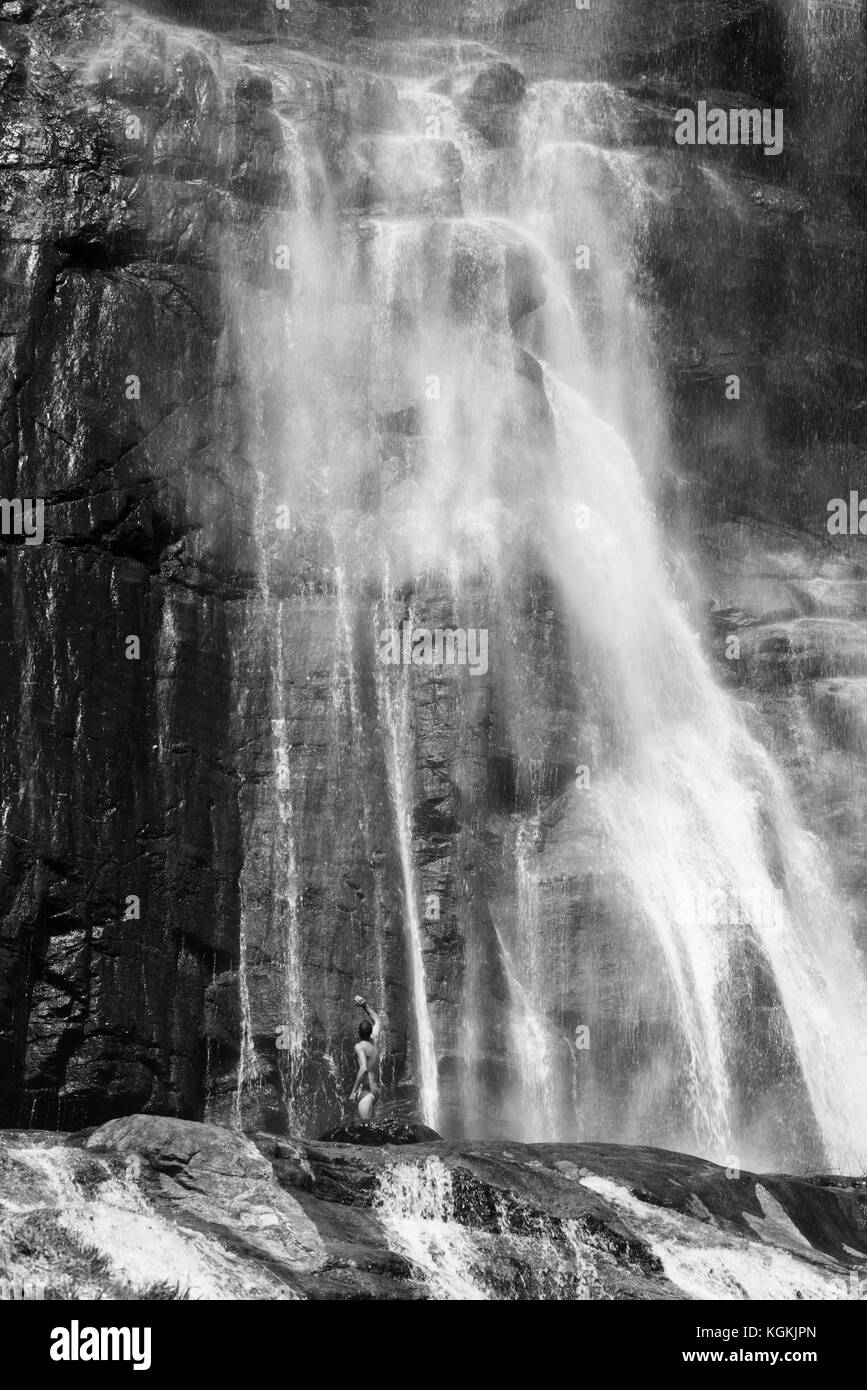waterfall, cascate dell'acquafraggia, sondrio, lombardia, italy Stock Photo  - Alamy