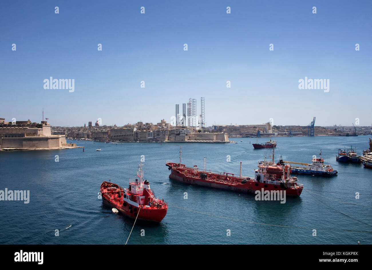 Old freighter ships hi-res stock photography and images - Alamy