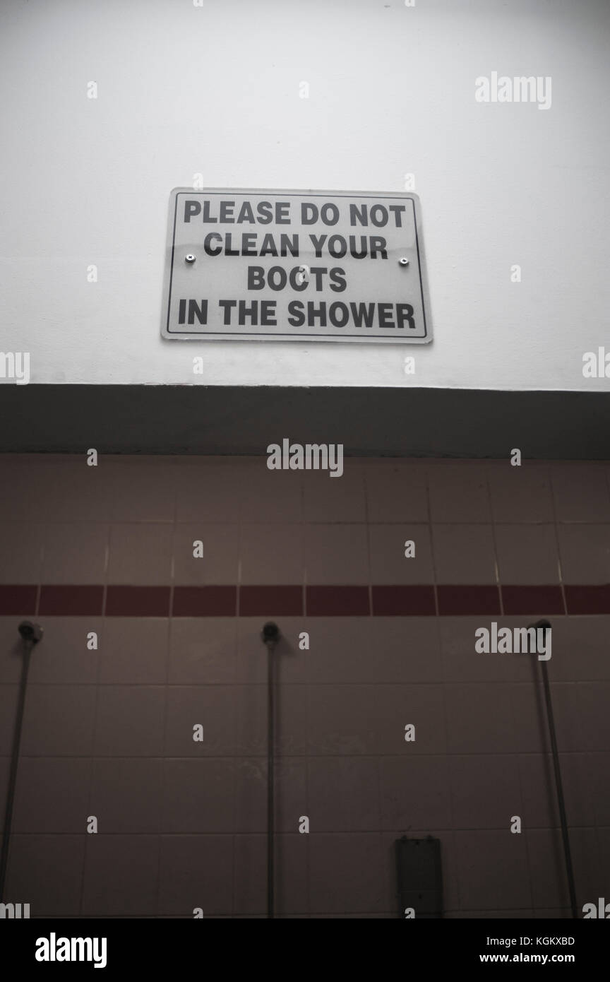 Please clean your boots hires stock photography and images Alamy