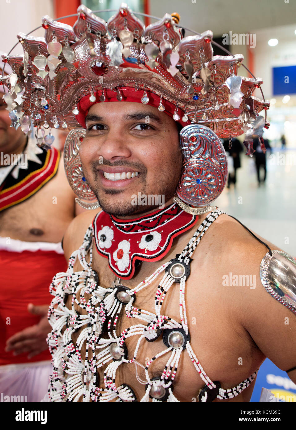 Men in Traditional Sri Lankan Traditional Costumes Stock Photo Alamy