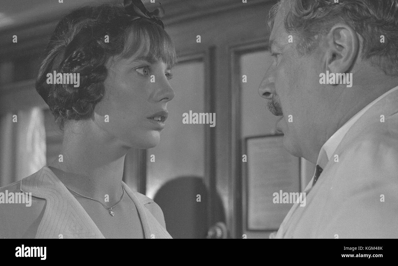 Death on the Nile (1978) , Peter Ustinov , Jane Birkin Date 1978 Stock Photo Alamy