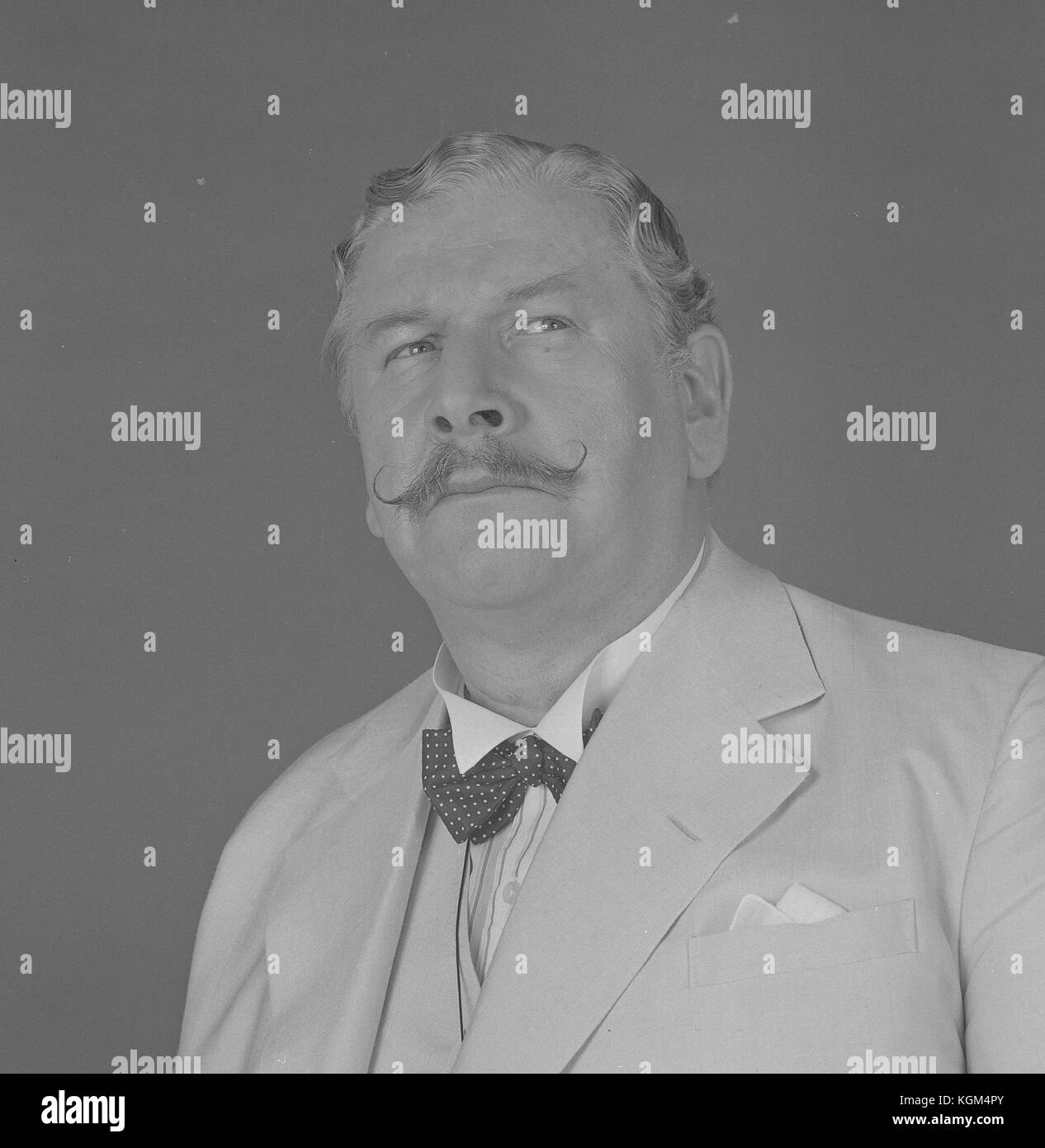 death on the nile ustinov