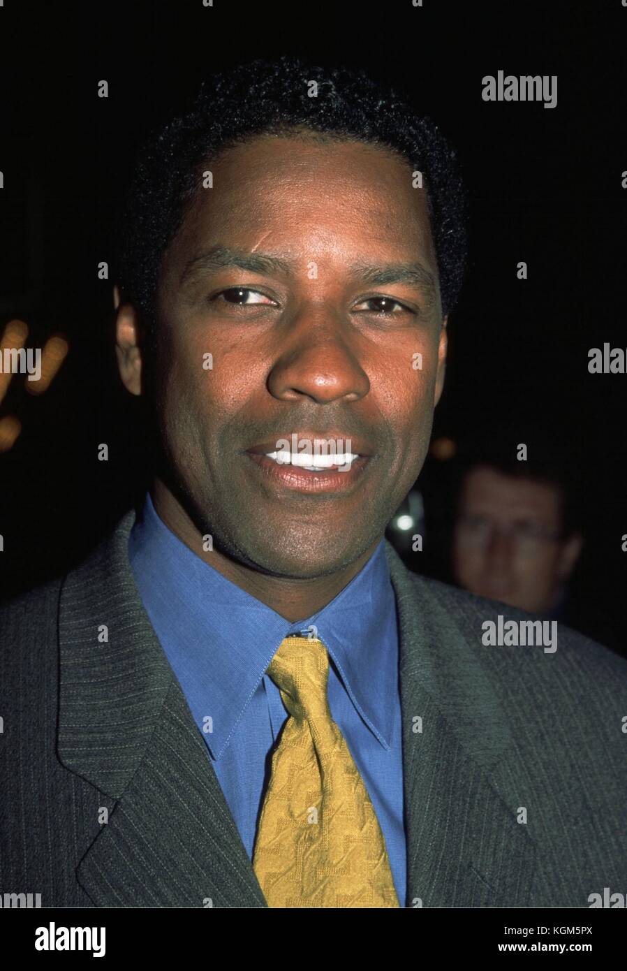 Denzel Washington at the premiere of 'The Bone Collector'. Ziegfeld theater, New York City, NY. October 28, 1999 Credit: RTSpellman / MediaPunch Stock Photo