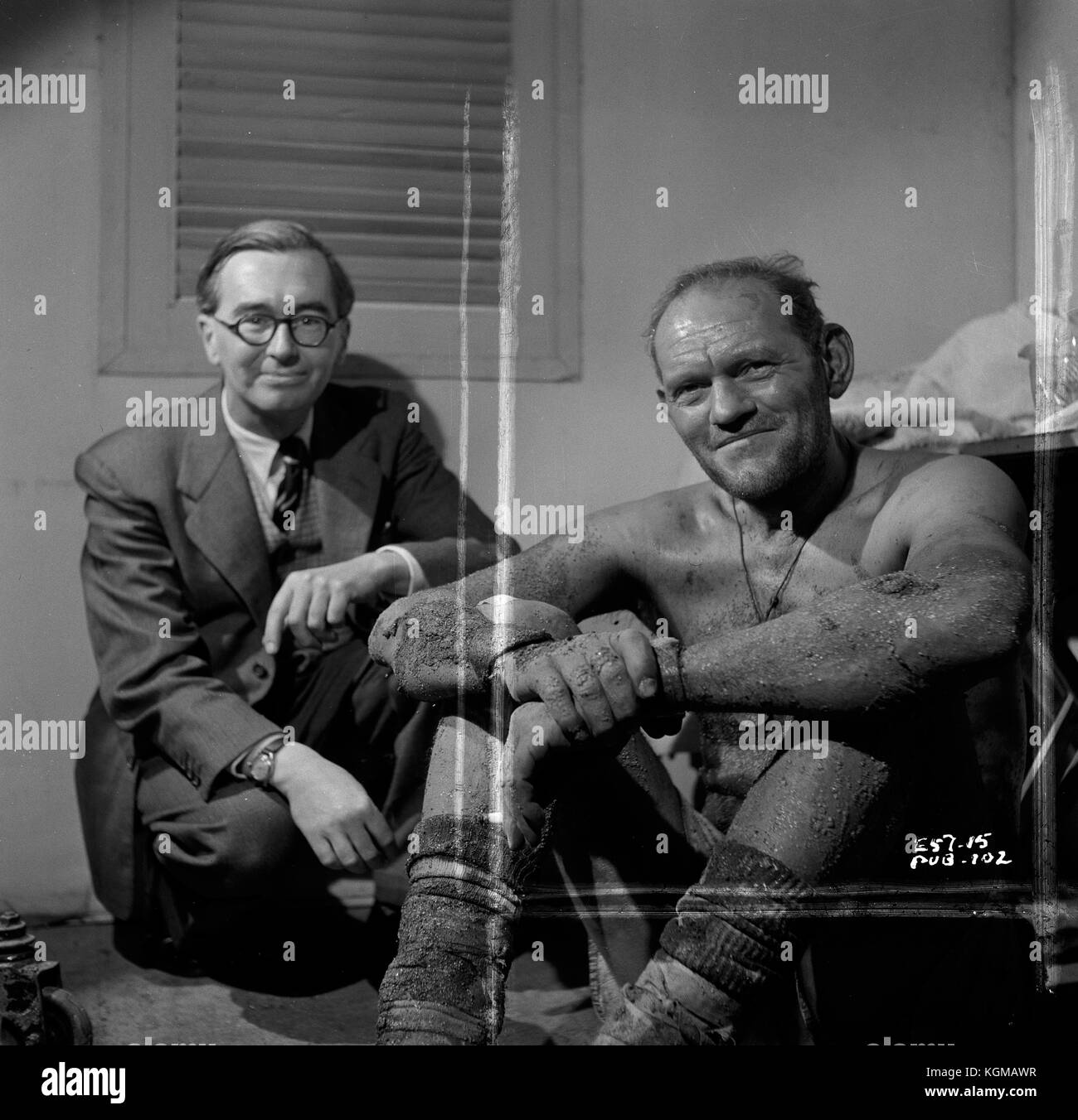 Ice Cold In Alex 1957 Harry Andrews Date 1957 Stock Photo Alamy