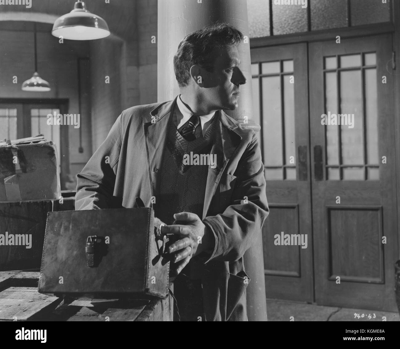 The Man in the White Suit (1951) , Alec Guinness Stock Photo - Alamy