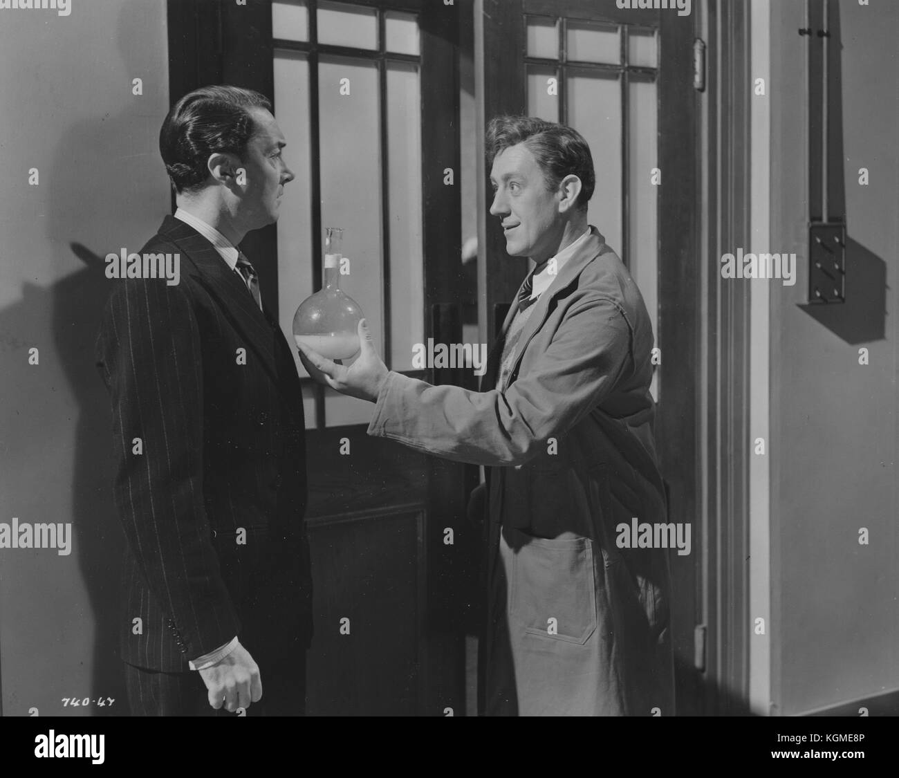 The Man in the White Suit (1951) , Alec Guinness Stock Photo - Alamy