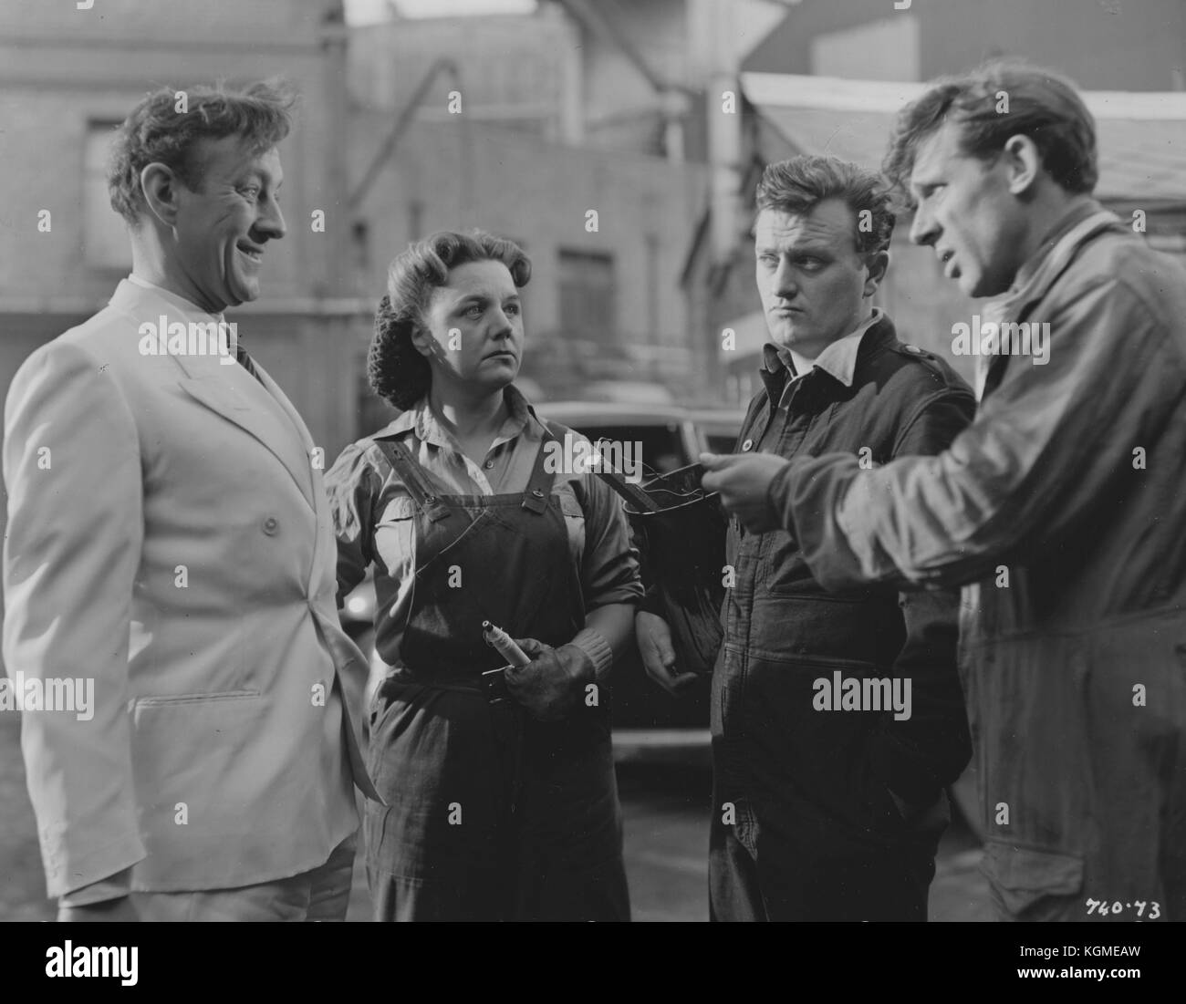 The Man in the White Suit (1951) , Alec Guinness , Joan Greenwood Stock ...