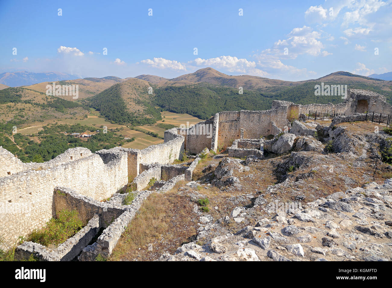 Medieval Castle of Bominaco in Caporciano (AQ) - Italy Stock Photo - Alamy