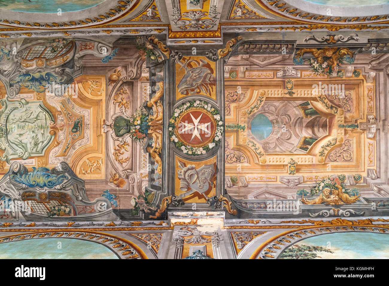 Deckengemälde im Großmeisterpalast, Valletta, Malta |  painted ceiling, Grandmaster’s Palace, Valletta, Malta Stock Photo