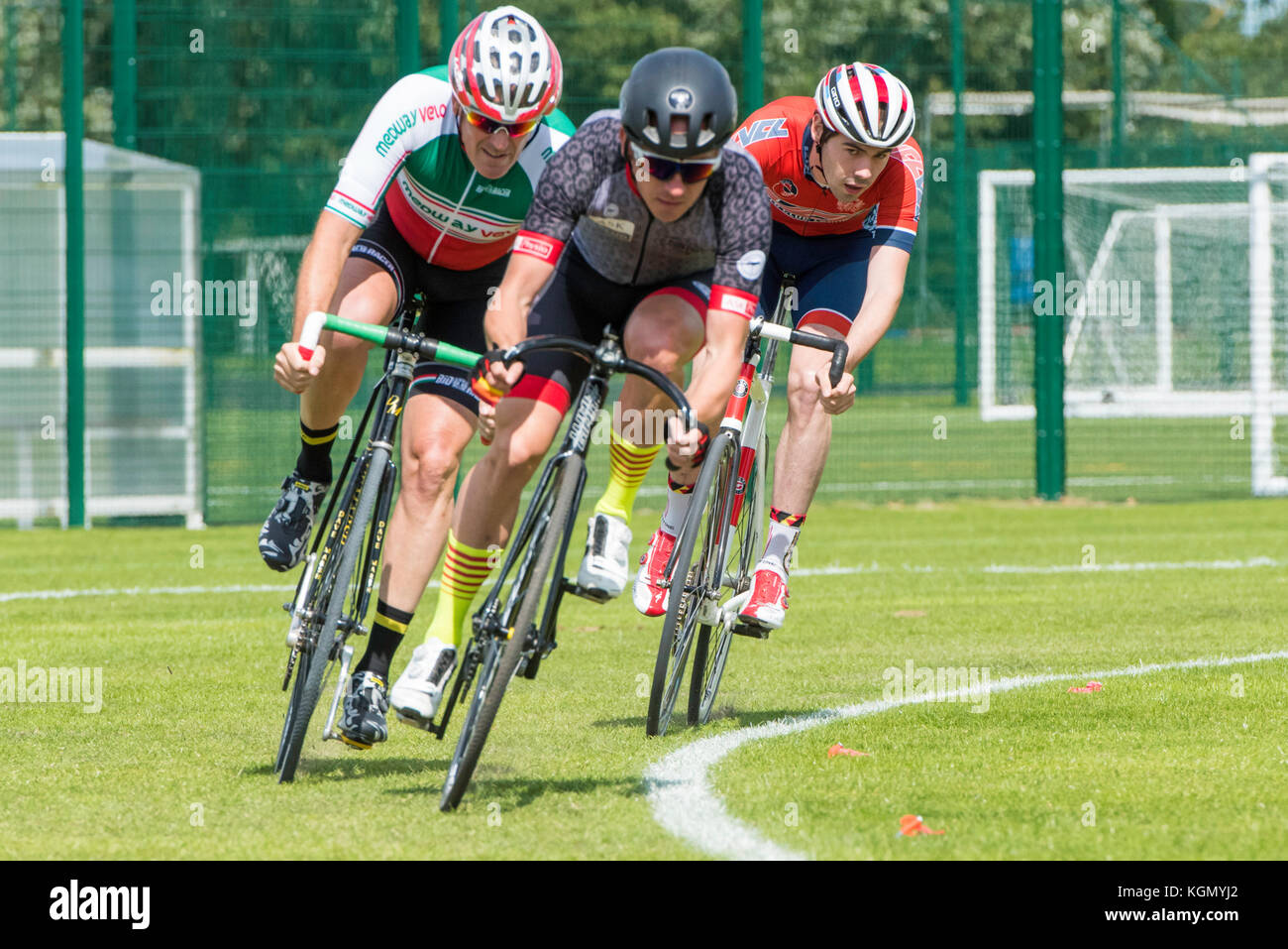 grass track cycling