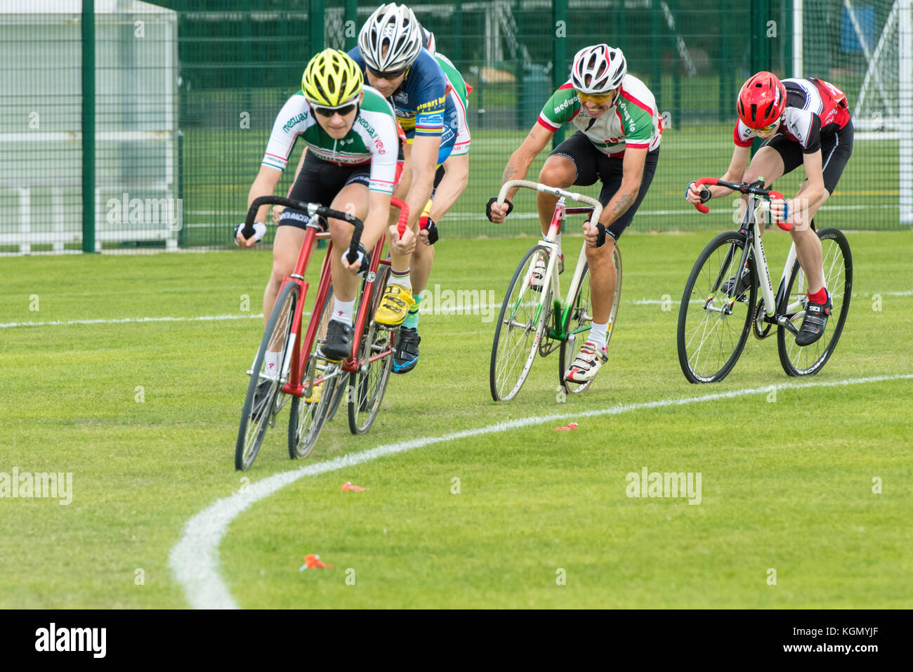 grass track cycling