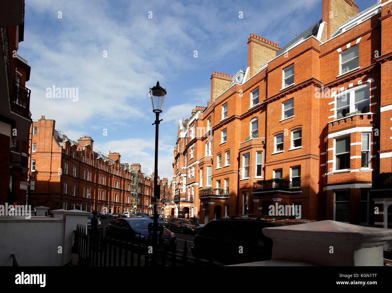 Egerton Gardens, a street in South Kensington, London SW3 Stock Photo Alamy