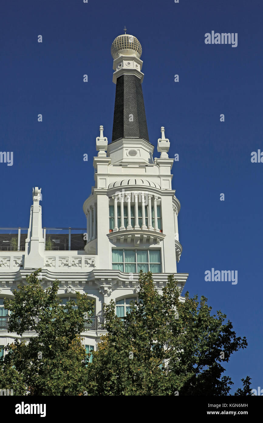 Tower of 'Me by Melia' Reina Victoria hotel, Barrio de las Letras, Madrid  city centre, Spain Stock Photo - Alamy