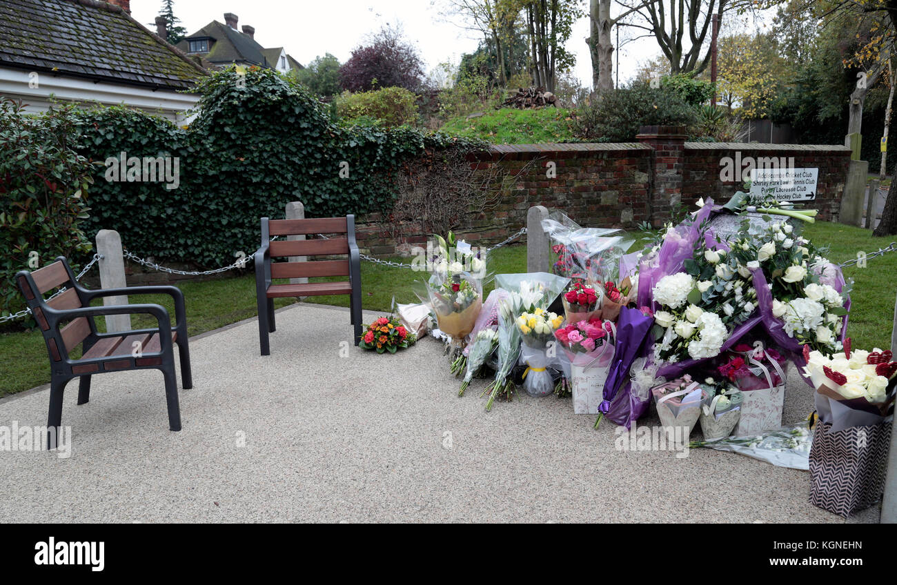 Croydon, UK. 09th Nov, 2017. Flowers are laid at the unveiling of the memorial marking the first anniversary of the Croydon Tram Crash. A private ceremony was held at the site of the crash in Sandilands Croydon. 9.11.2017 Credit: theodore liasi/Alamy Live News Stock Photo