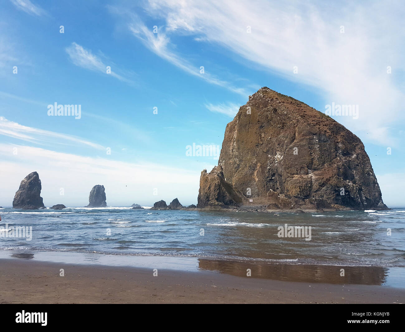 Cannon Beach, USA. 3rd Sep, 2017. View of the Haystack Rock at the ...