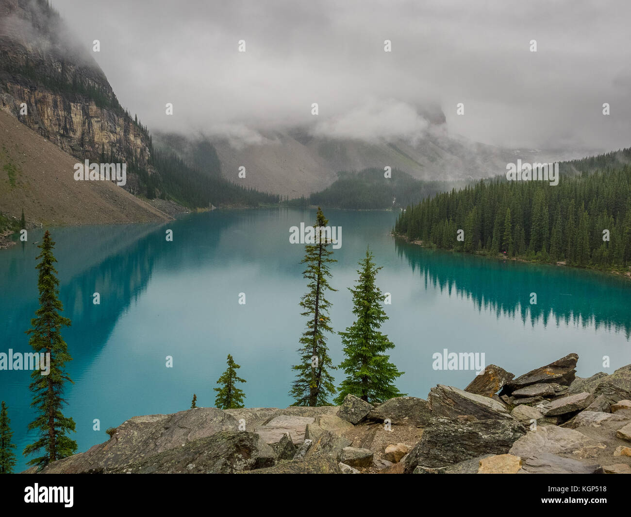 Moraine Lake, Banff National Park, Alberta Canada Stock Photo - Alamy