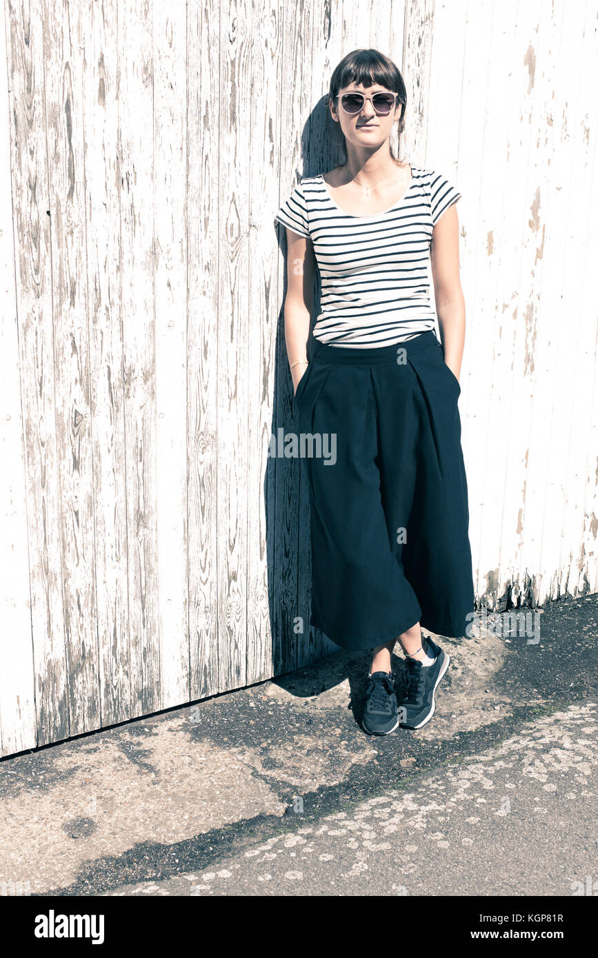 Page 2 - Wide trousers High Resolution 