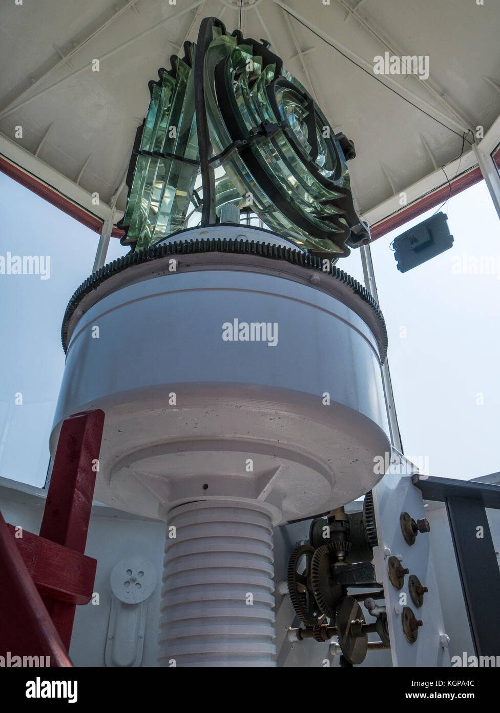 Lamp and motor, St. Paul Island's Lighthouse, Lighthouse Museum