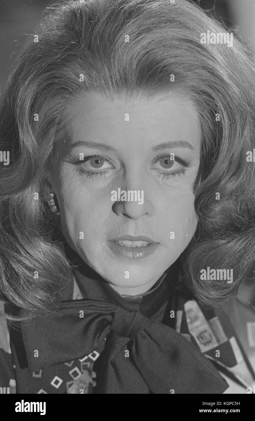 The Man who Fell to Earth (1976) , Candy Clark Stock Photo Alamy