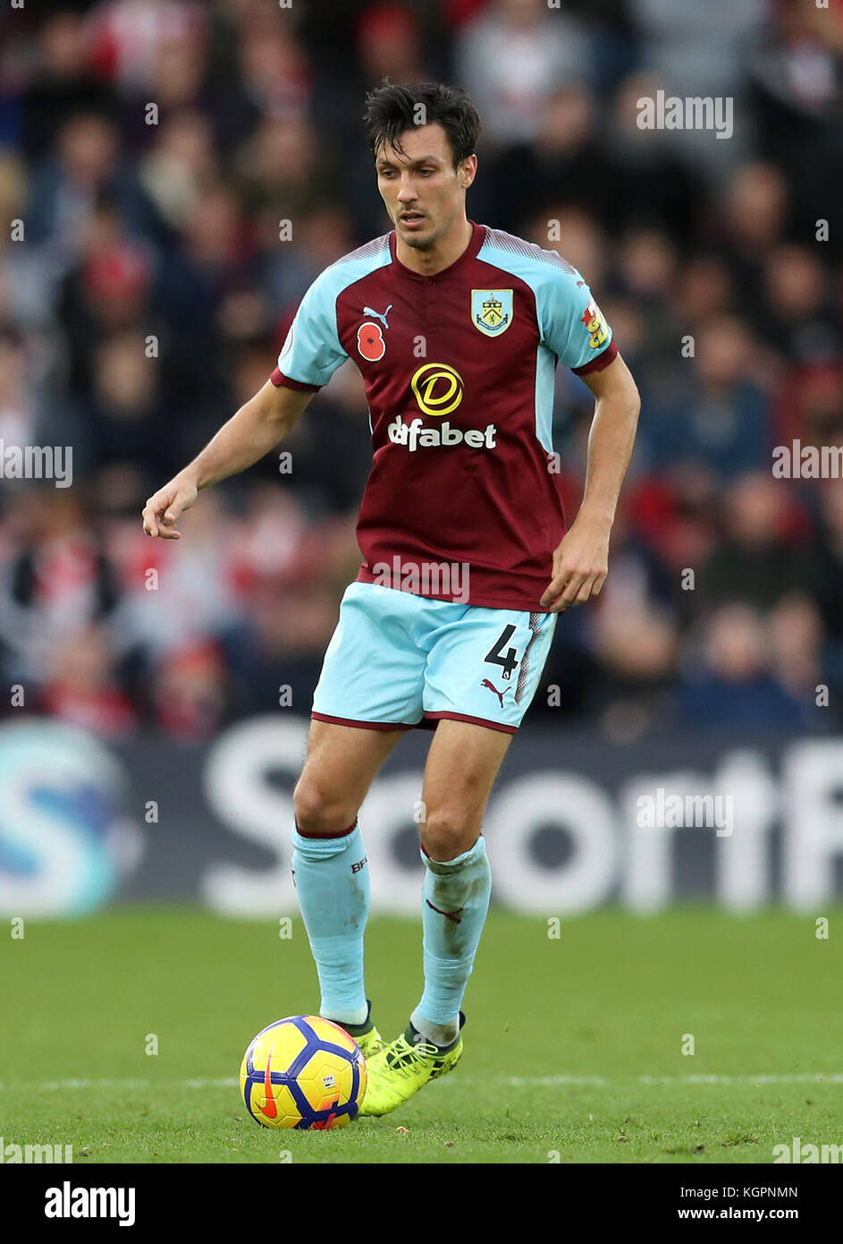 Burnley's Jack Cork Stock Photo - Alamy