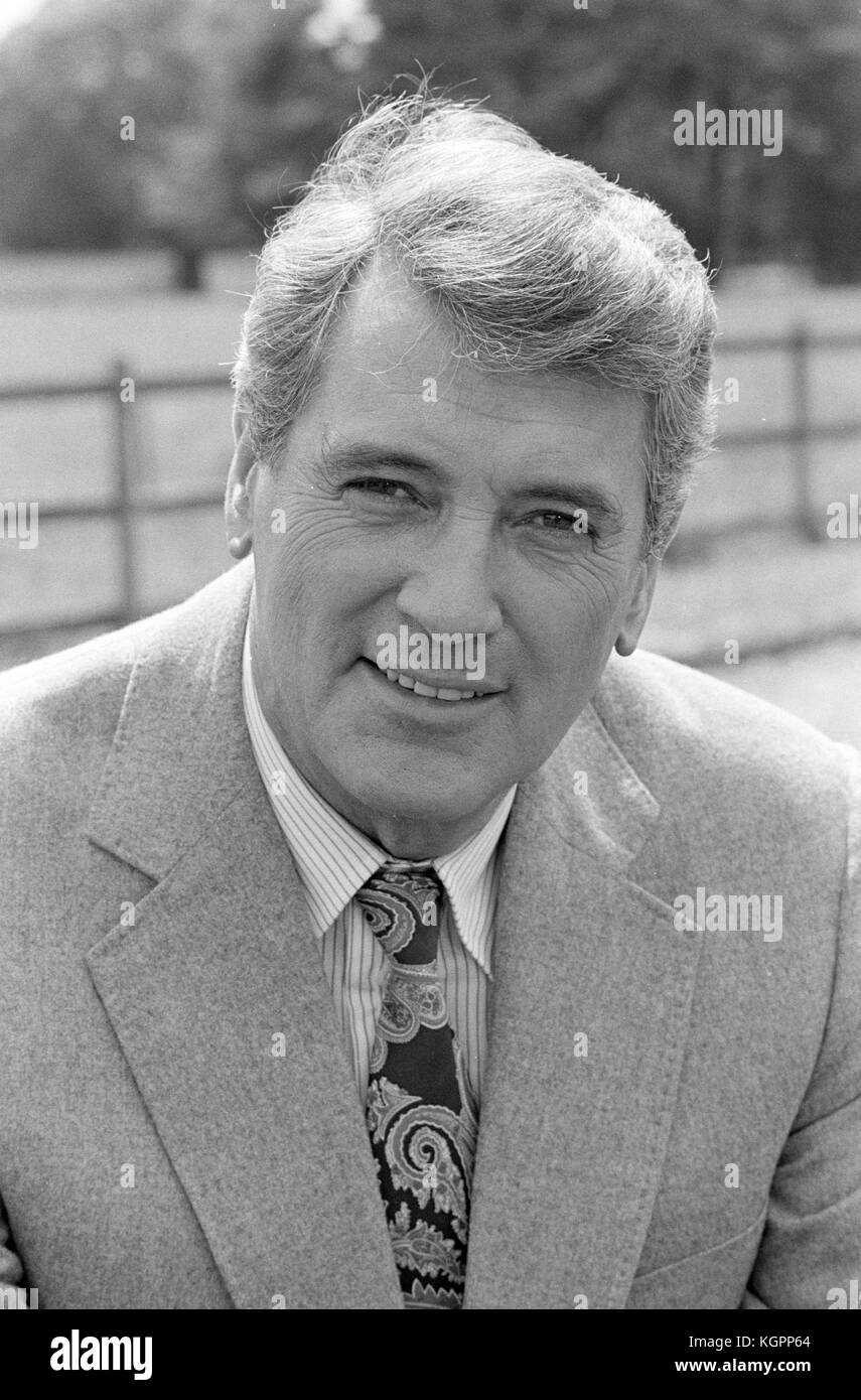 Rock hudson 1980s hi-res stock photography and images - Alamy