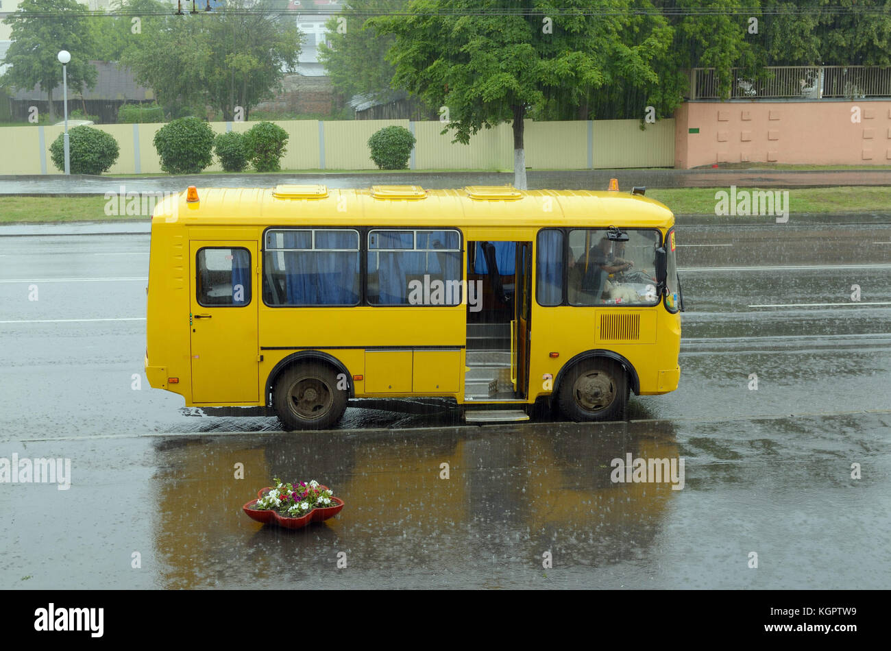 To Public Car Parks And Bus Stands Pouring Heavy Rain So Passengers Can 