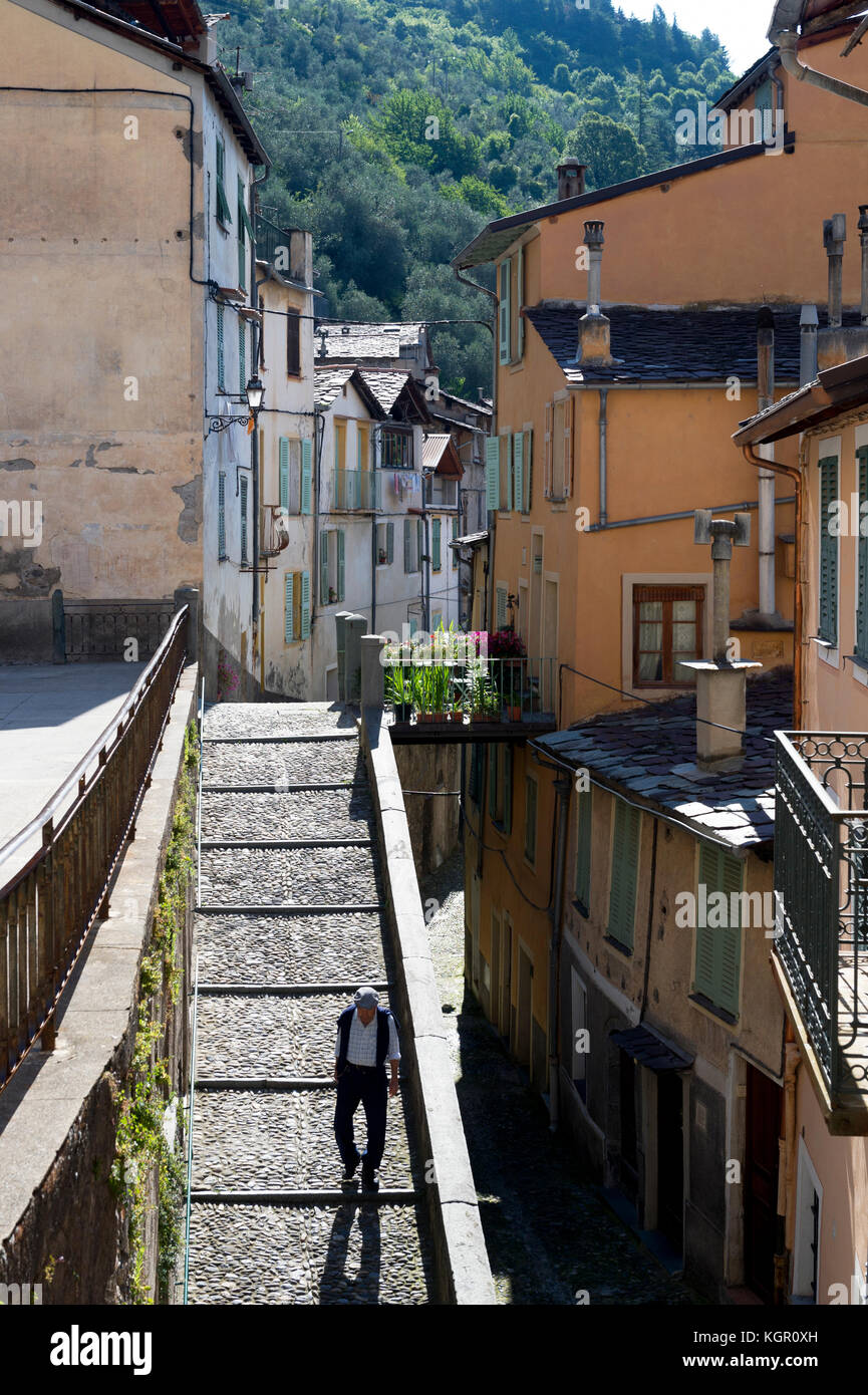 France. Alpes-Maritimes (06). Saorge. Alley of the village of Saorge in Mercantour Stock Photo