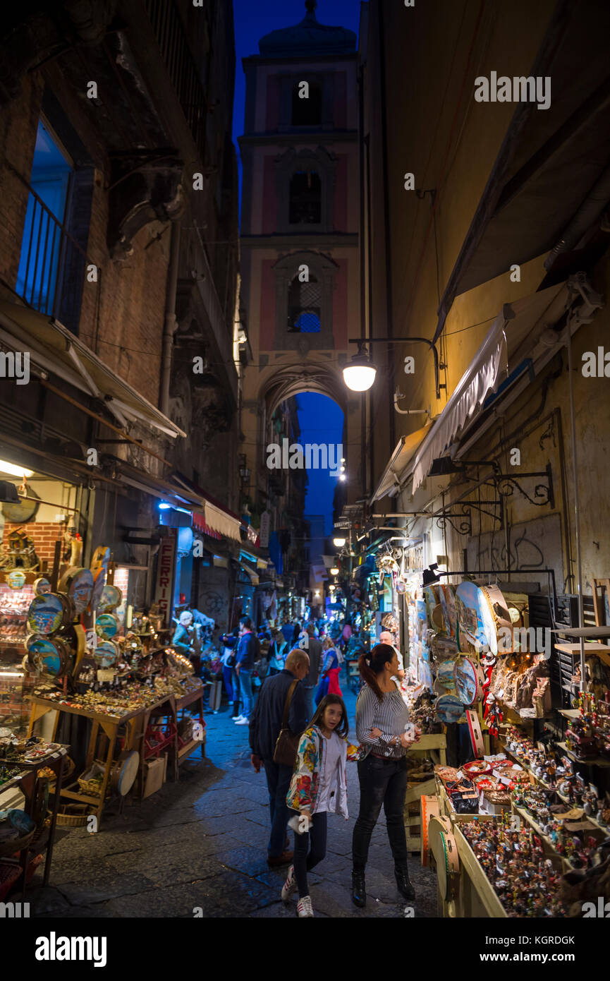 Naples christmas market hires stock photography and images Alamy