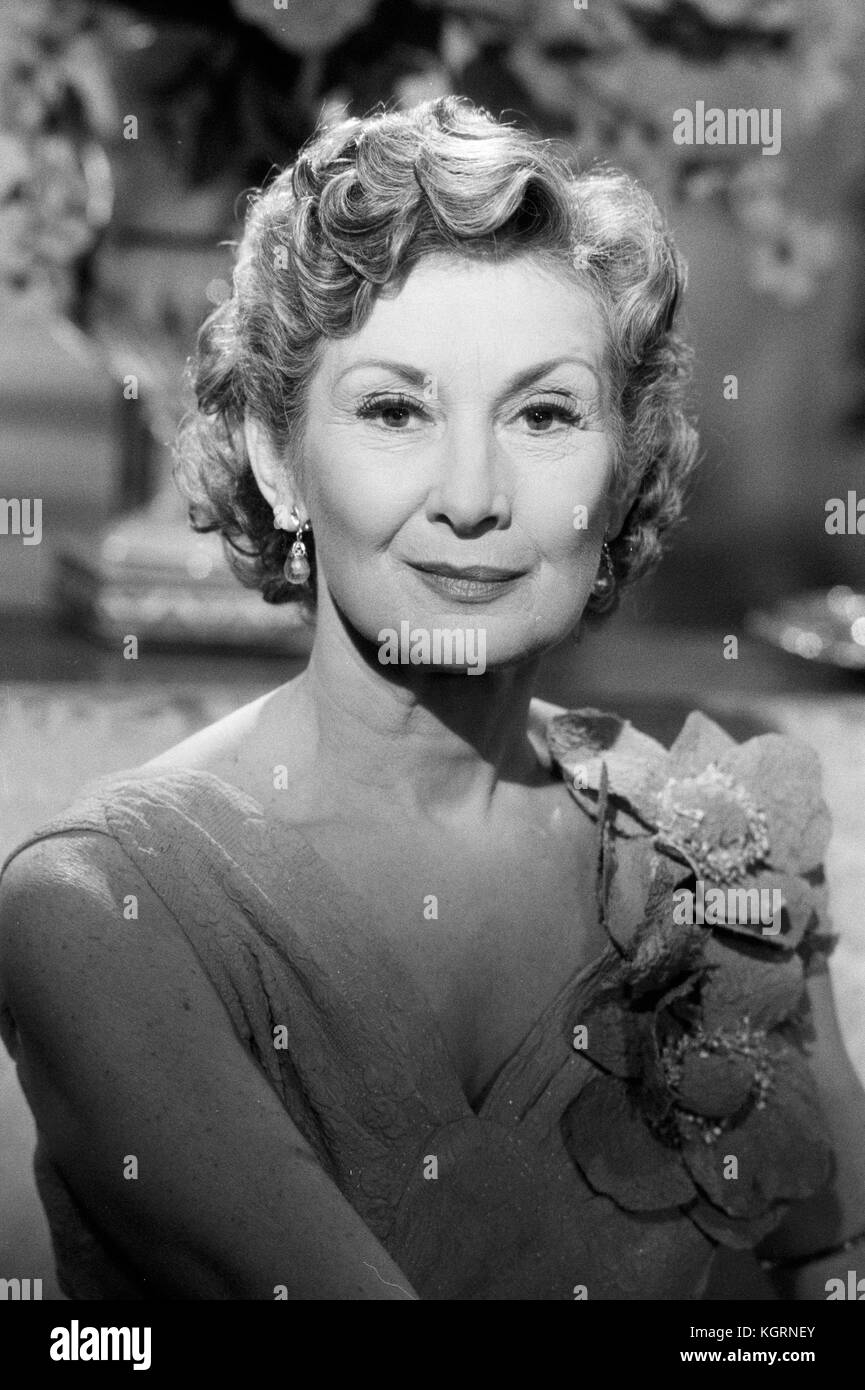 The Mirror Crack'd (1980) Dinah Sheridan Date 1980 Stock Photo Alamy