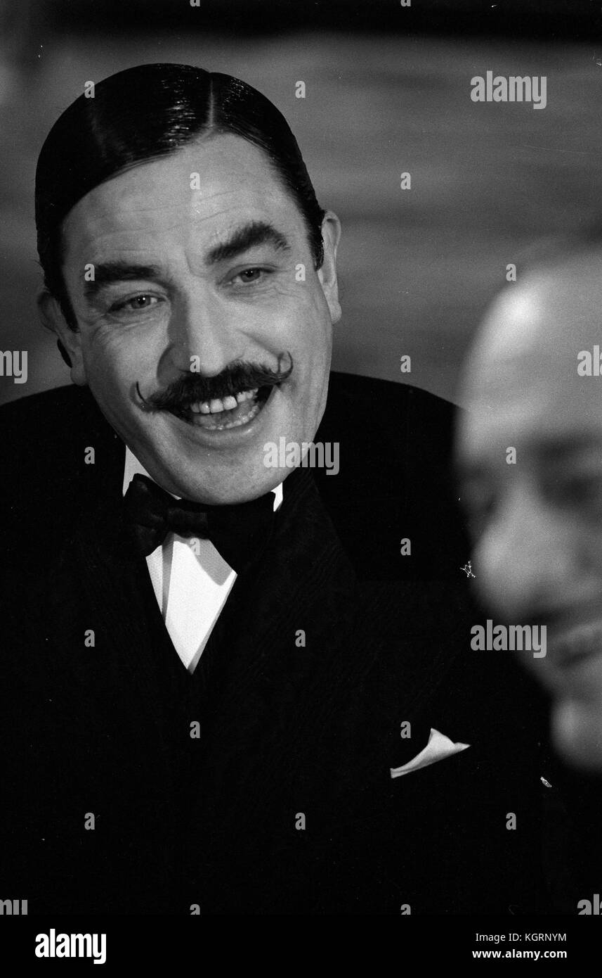 Murder on the Orient Express (1974) , Albert Finney Date: 1974 Stock Photo  - Alamy