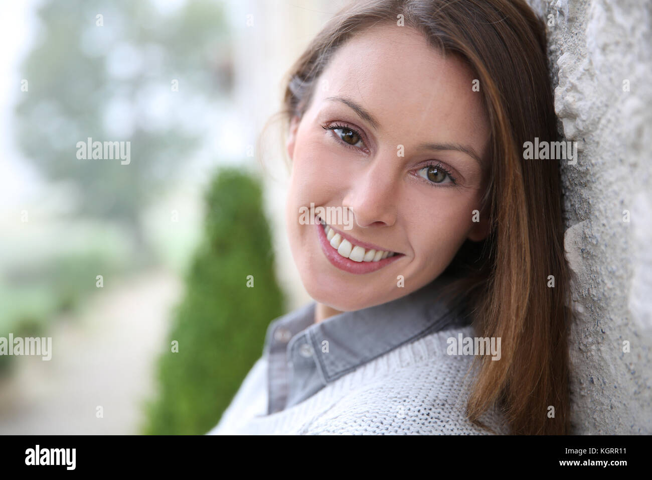Portrait of beautiful girl with long hair Stock Photo - Alamy