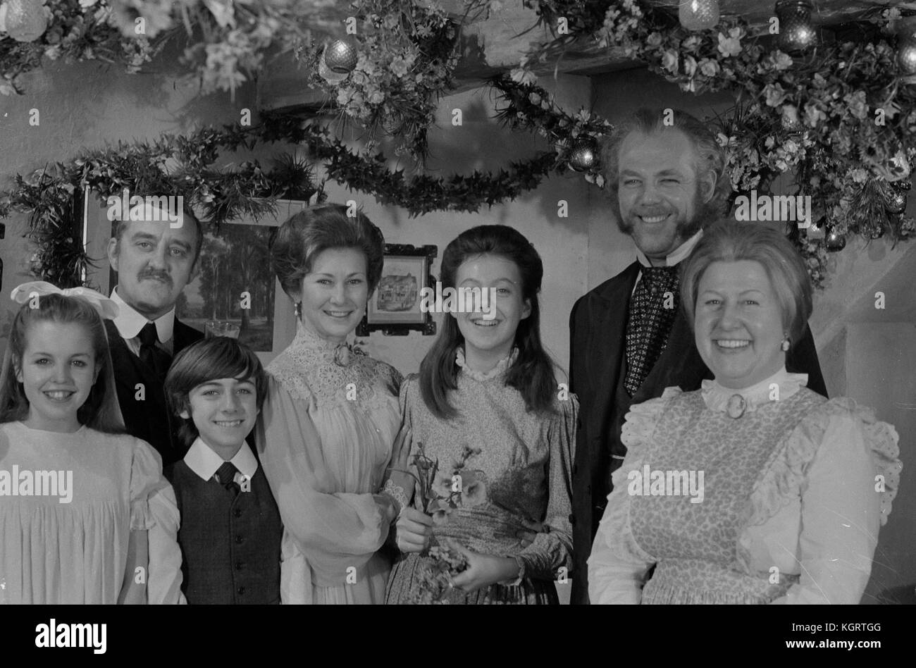 The Railway Children (1970) , Jenny Agutter , Gary Warren , Sally Thomsett , Bernard Cribbins     Date: 1970 Stock Photo