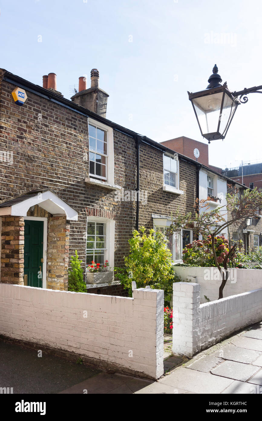 Terraced cottages, Waterloo Place, Richmond, London Borough of Richmond